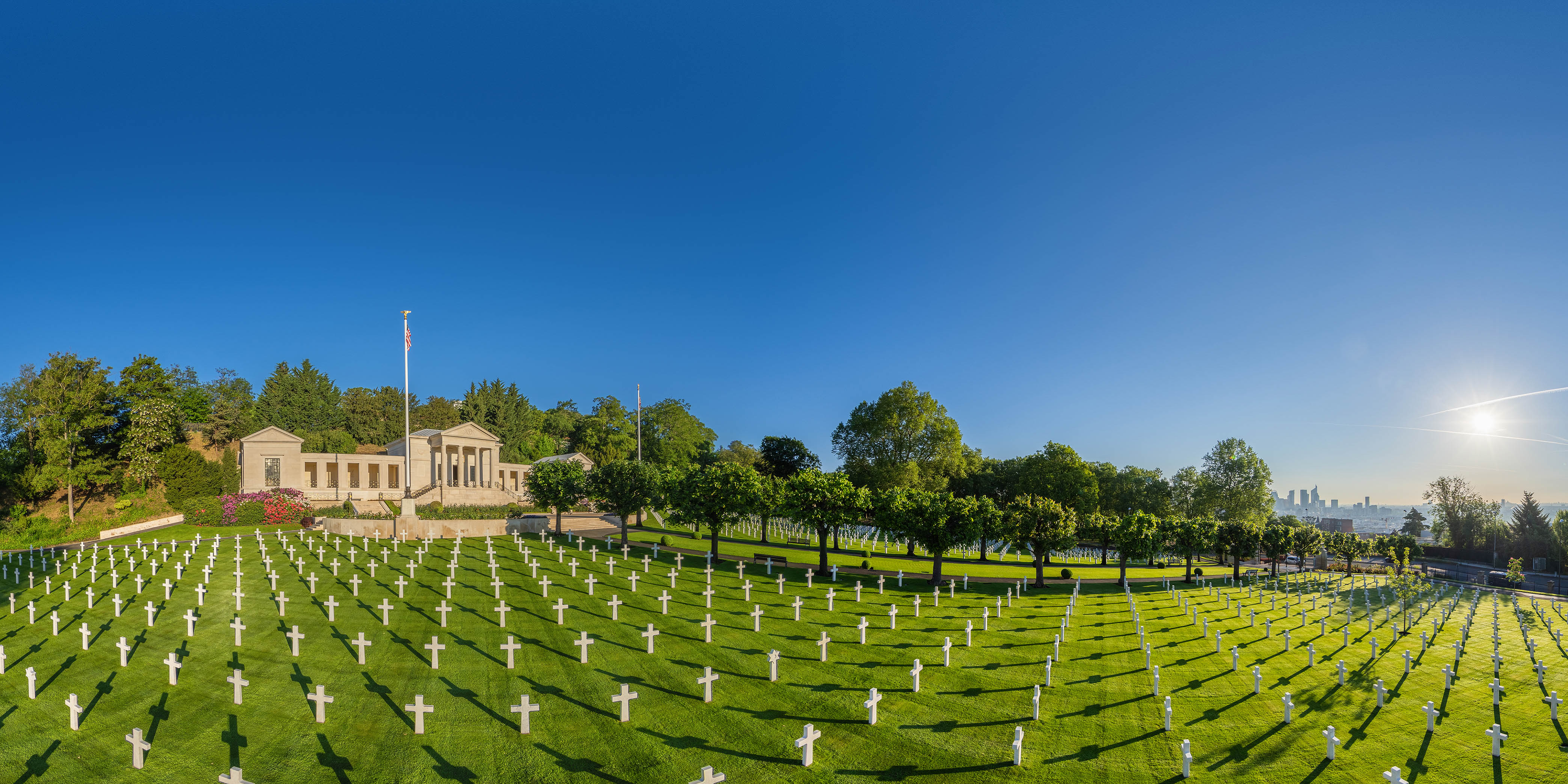 Panoramic view of Suresnes American Cemetery from virtual tour
