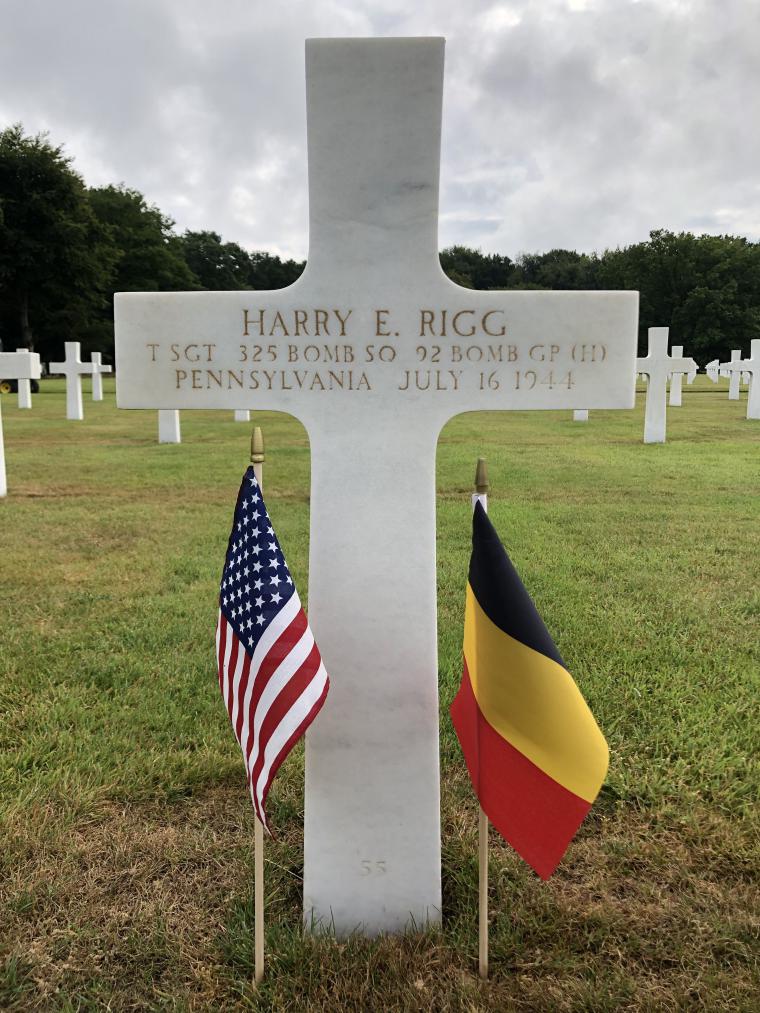 Photograph of Technical Sergeant Harry E. Rigg’s headstone at Ardennes American Cemetery 