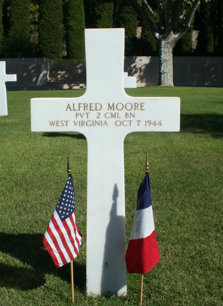 Moore, Alfred