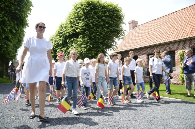 Local children sang the American national anthem during the 2018 Memorial Day Ceremony at Flanders Field American Cemetery in Belgium. Image courtesy of U.S. Embassy Belgium.