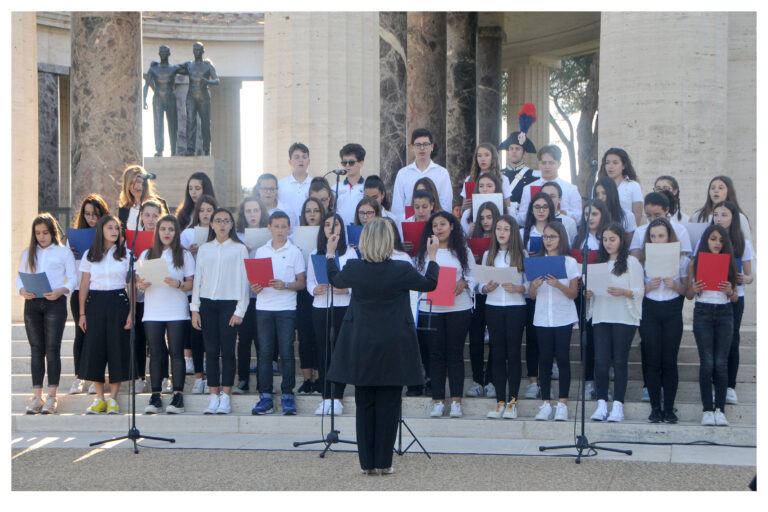 Students sing during the 2018 Memorial Day Ceremony at Sicily-Rome American Cemetery. Image courtesy of Raniero Avvisati.