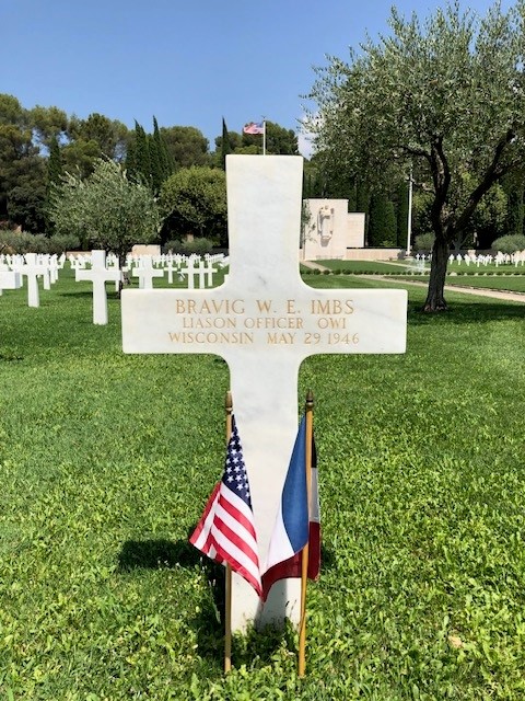 Picture of Bravig Imbs’s headstone at Rhone American Cemetery. Credits: American Battle Monuments Commission. Picture of Bravig Imbs’s headstone at Rhone American Cemetery. Credits: American Battle Monuments Commission.