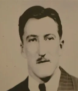 A black and white headshot of Pvt. Warren Fields