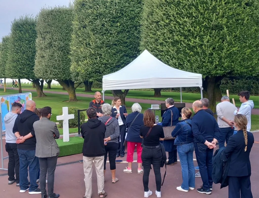 Visitors attending the “Come & Retrace the History of the Normandy American Cemetery” workshop during European Heritage Days. Credits: American Battle Monuments Commission