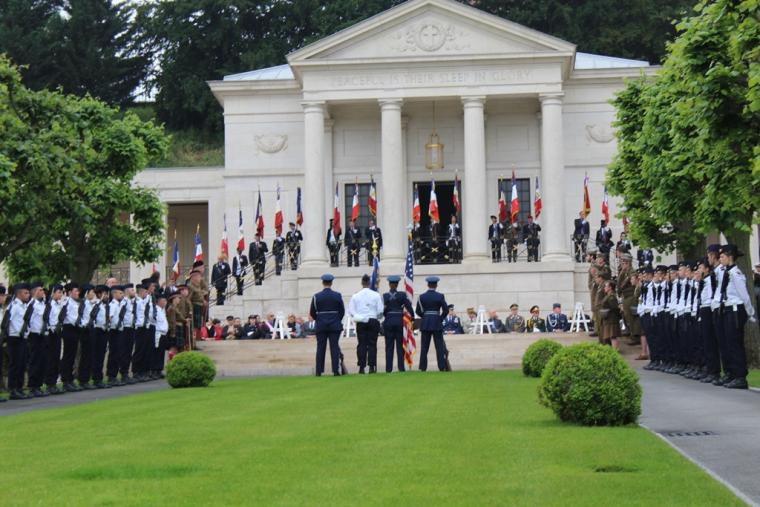 Hundreds of people gathered at Suresnes American Cemetery for the 2016 Memorial Day Ceremony. Image courtesy of Emily Munsel.