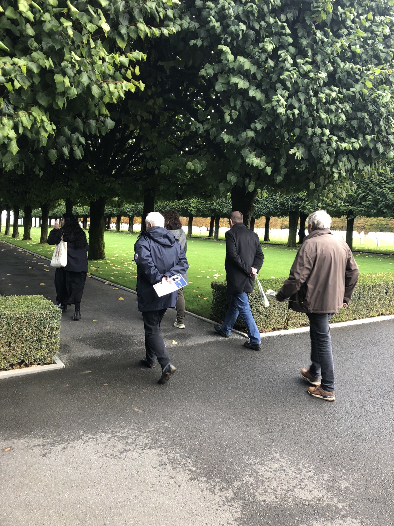 French visitors during All-Saints Day at St. Mihiel American Cemetery Credits: American Battle Monuments Commission.