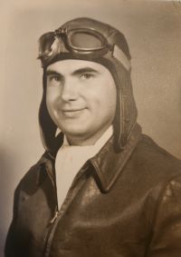 U.S. Army Air Force Staff Sgt. John A. Tarbert in an undated photo from WWII U.S. Army Air Force Staff Sgt. John A. Tarbert in an undated photo from WWII
