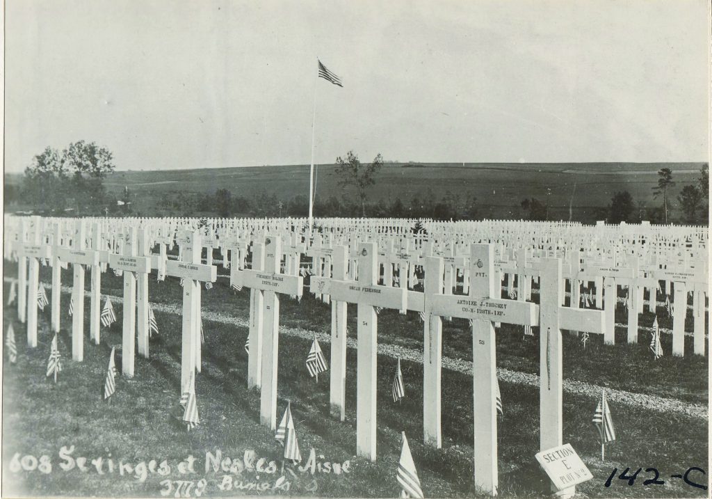 Oise-Aisne American Cemetery in 1921 with wooden markers.